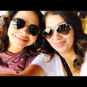 Meet your Posher, Lisa